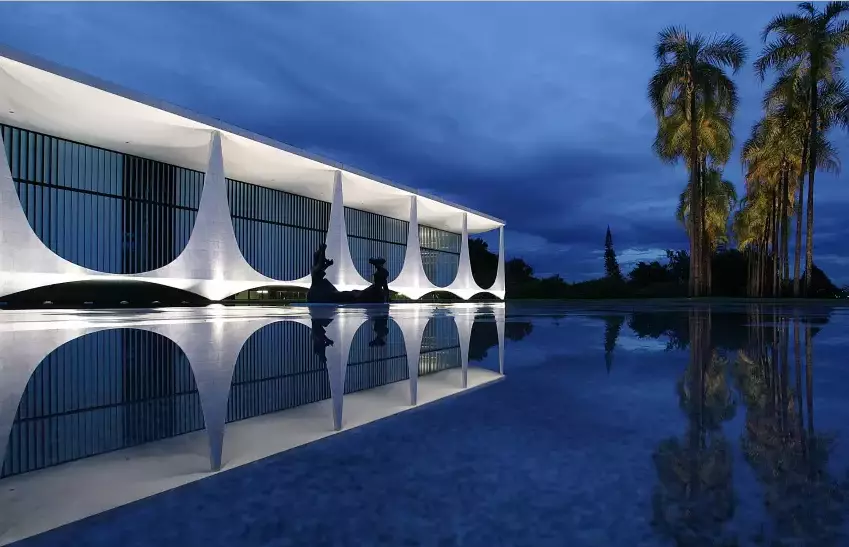 Lula faz churrasco para ministros do governo e congressistas